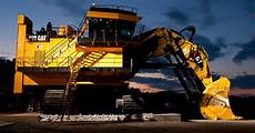 Hydraulic Mining Shovel