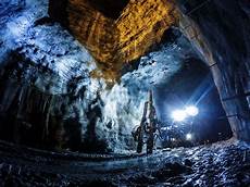Underground Machinery